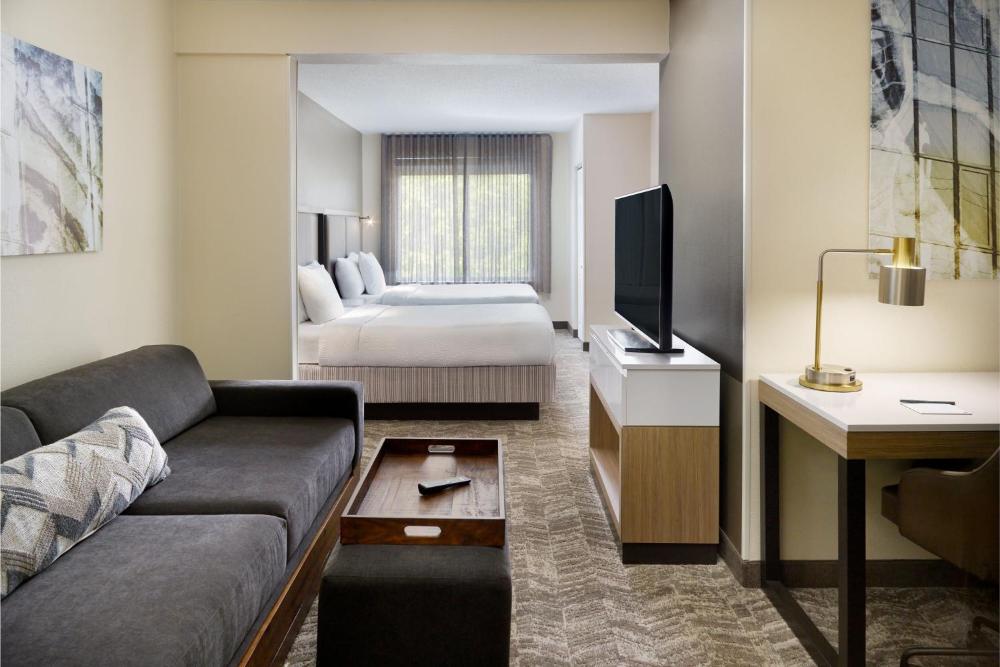 Double Suite with Sofa Bed interior